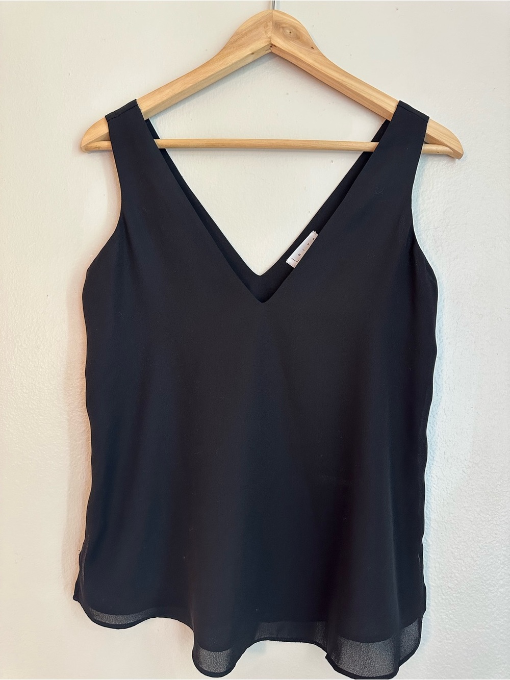 LEITH Black V-Neck Sleeveless Women's Top